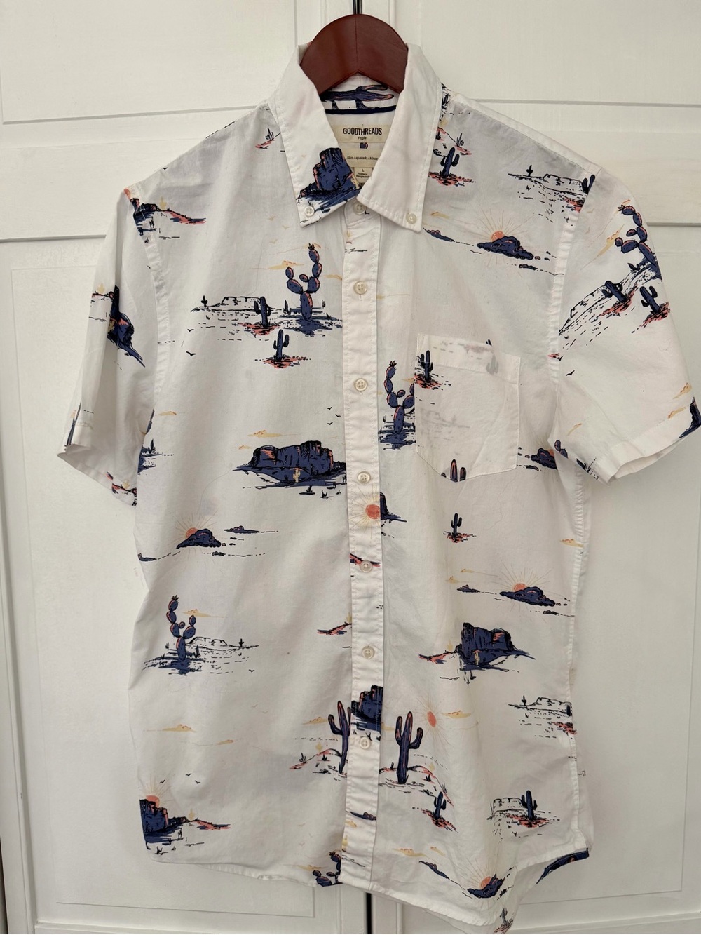Goodthreads White Short-Sleeve Desert Scene Button-Down Shirt